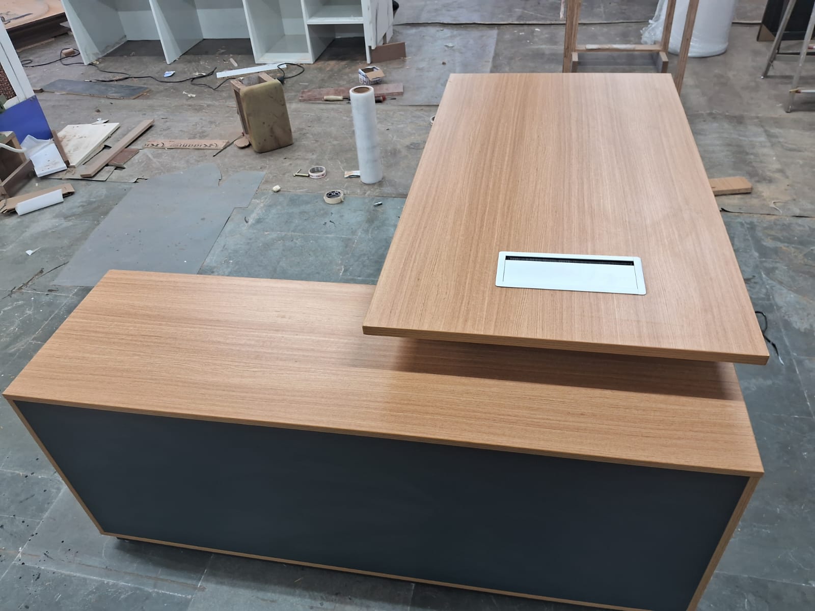 Director and Executive L Shape Office Table Made Particle Board with Side Unite and Multi Drawers and Openable Shutter