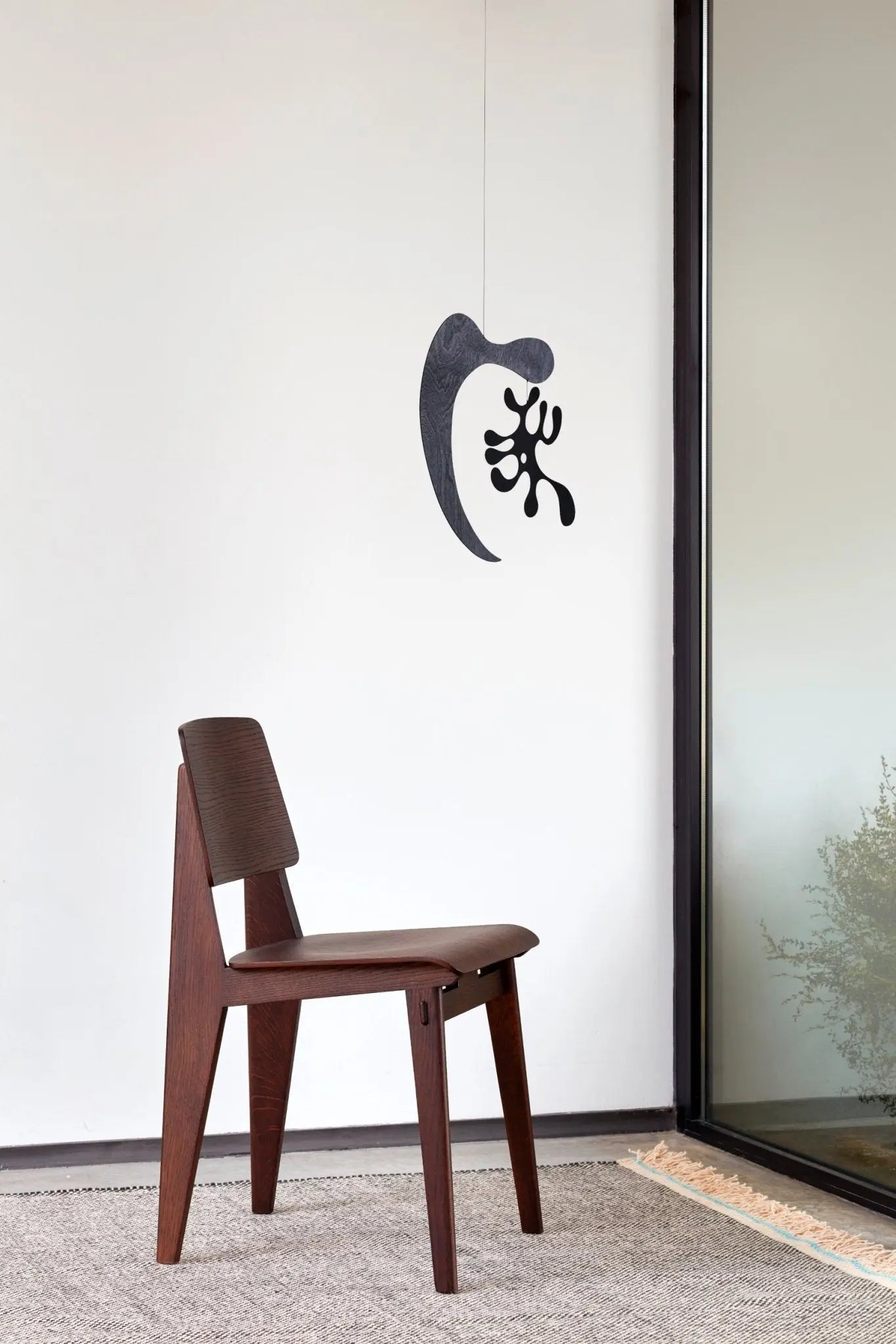 Modern Solid Wood Dining Chair - Ergonomic & Stylish Seating for Home & Kitchen - Durable, Dark Oak Finish