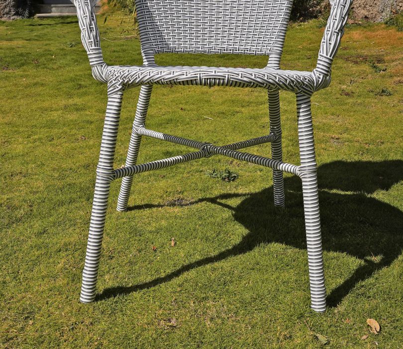 Out Door Seating Chair and Table Set For Balcony Garden, Table Set Furniture with 4 Chairs and 1 Table