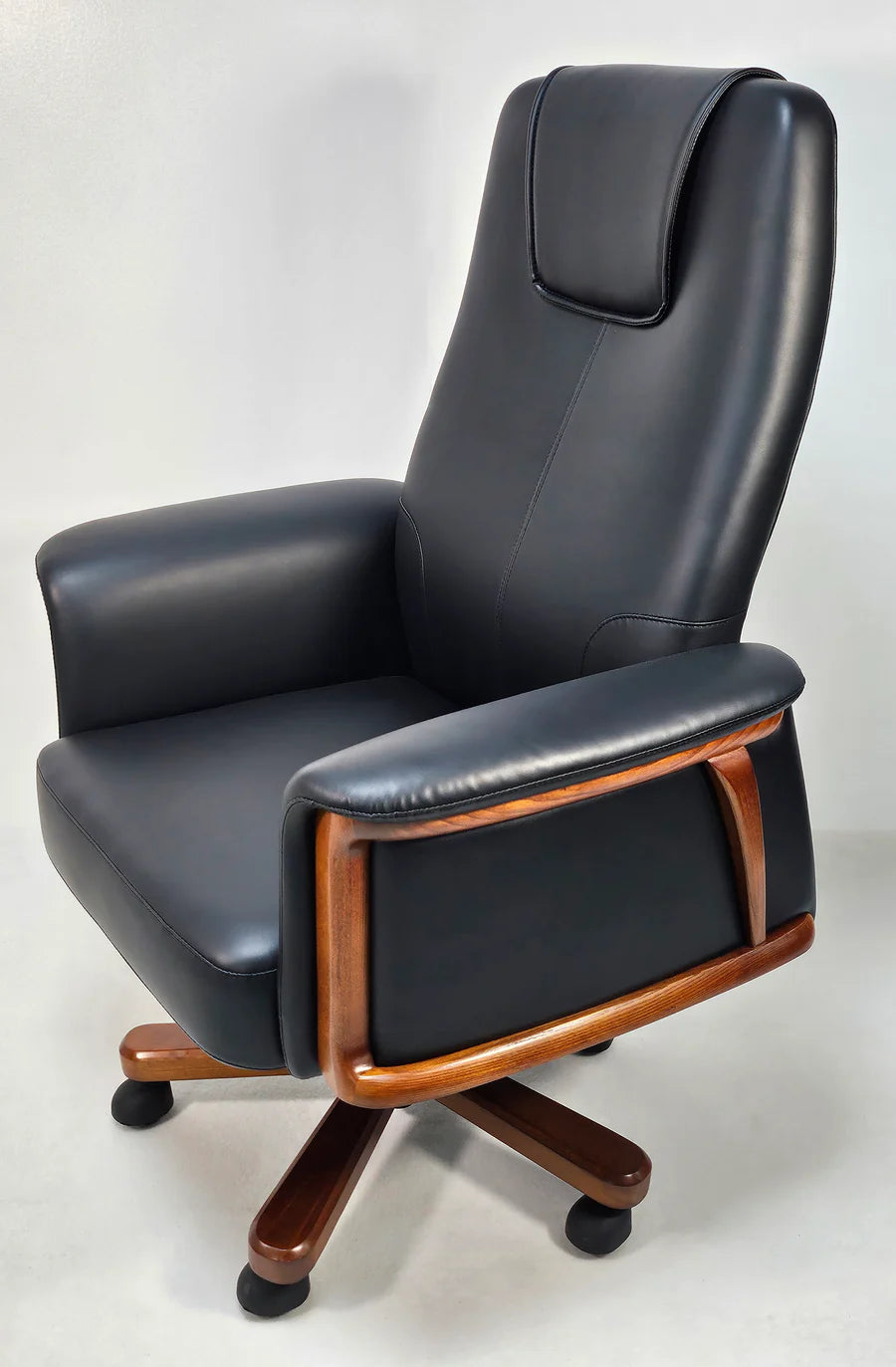 Director Chair for office Traditional High-Back Premium Leatherette with Adjustable Height and Wooden Base and Wooden Polish