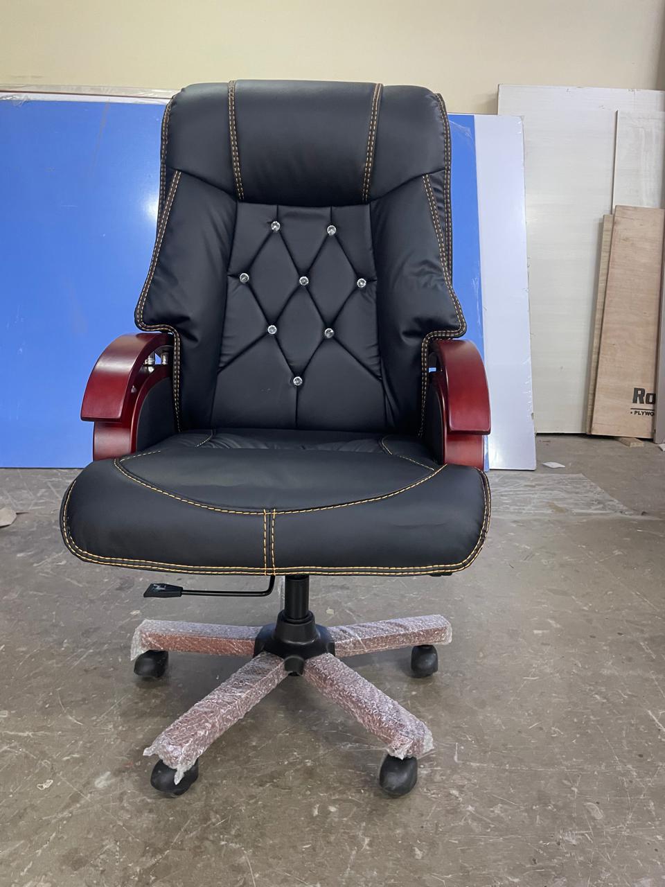 High Back Director Chair with Height Adjustable Wooden Base