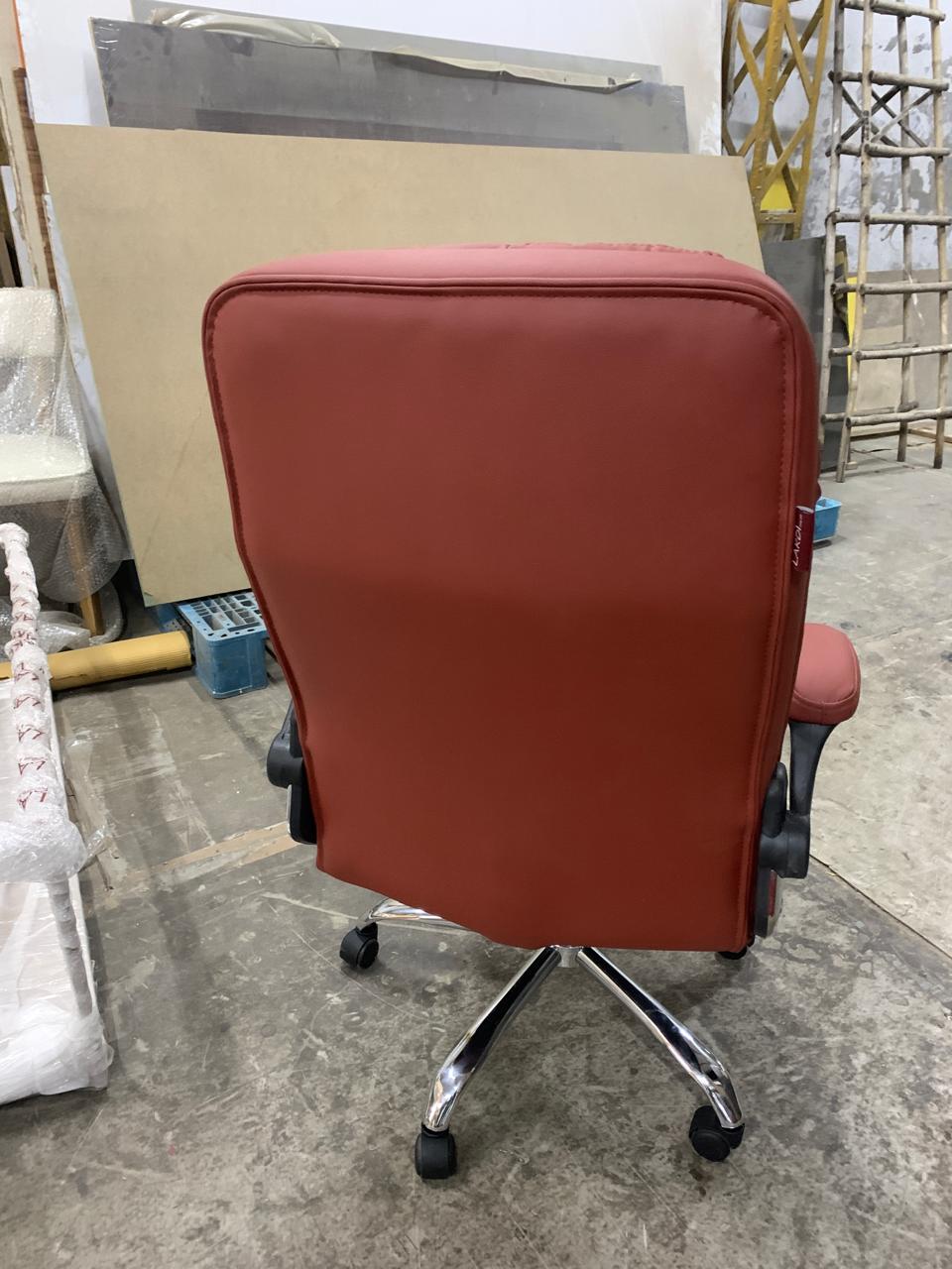 Comfortable Director Chair with Adjustable Armrest -