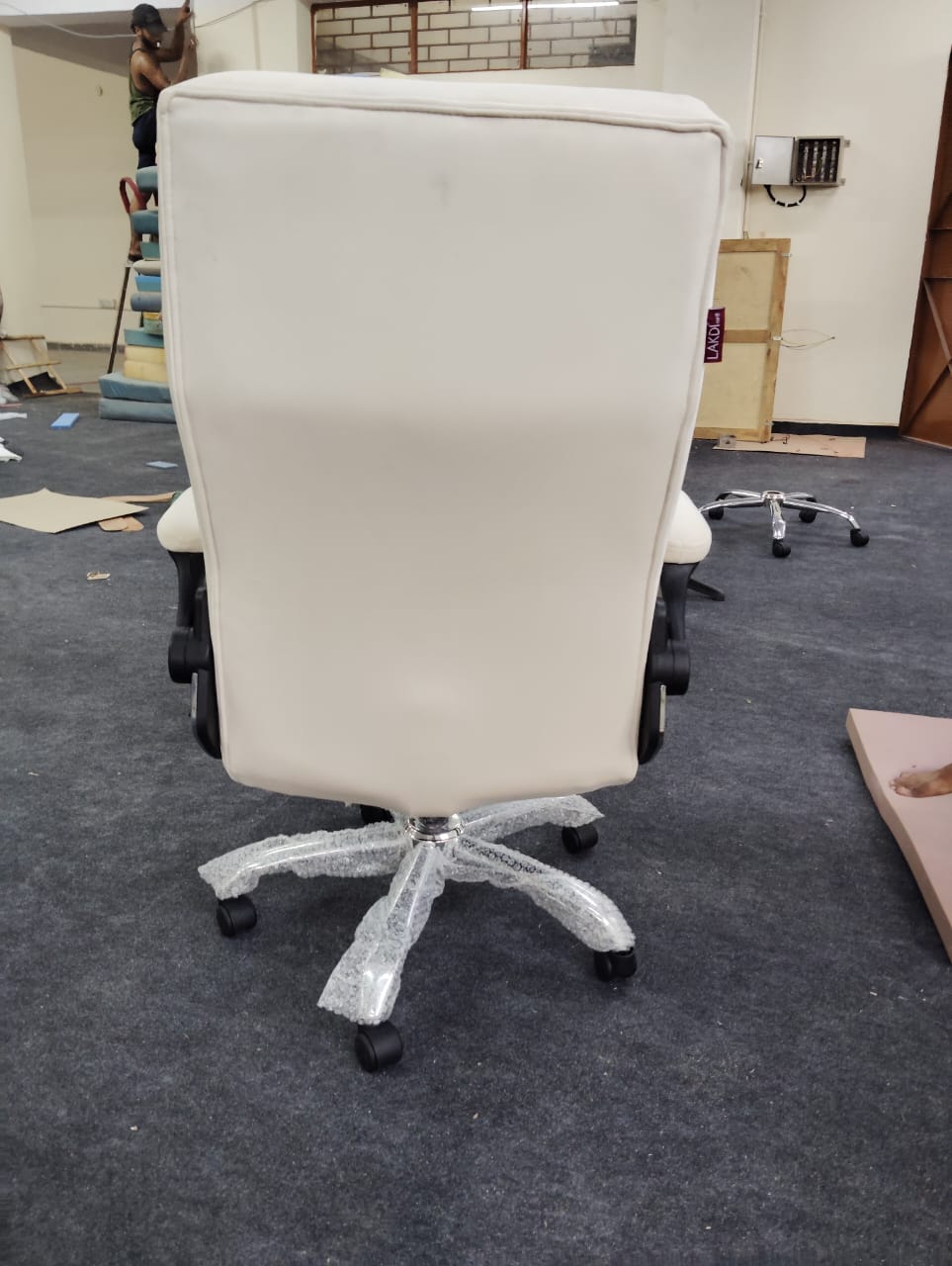 Comfortable Director Chair with Adjustable Armrest Upholstery in Velvet Light Beige (Super Soft) -