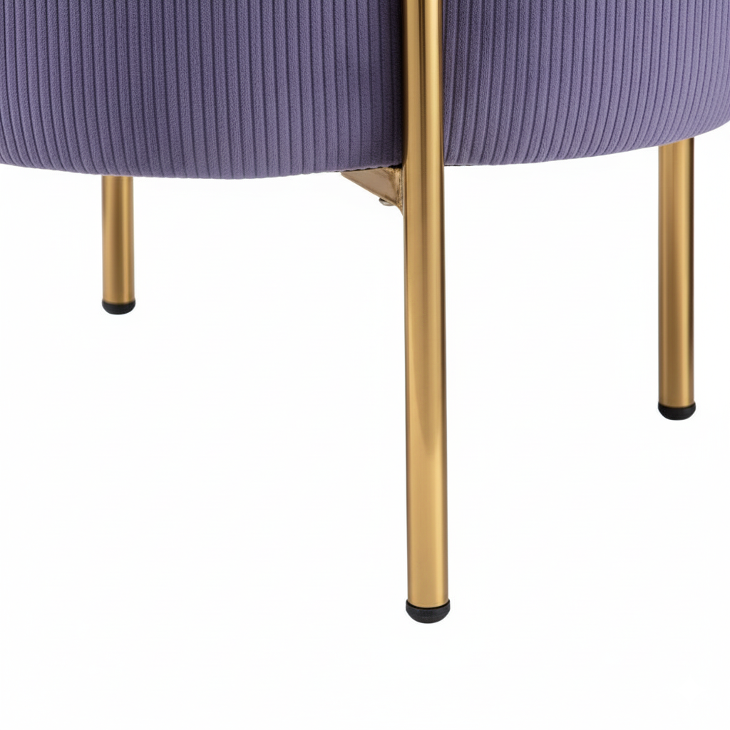 নরম কাপড়ের আসবাবপত্র এবং ধাতব বেস পাউফ