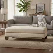 ফ্যাব্রিক গৃহসজ্জার সামগ্রী এবং কাঠের বেসে অটোমান