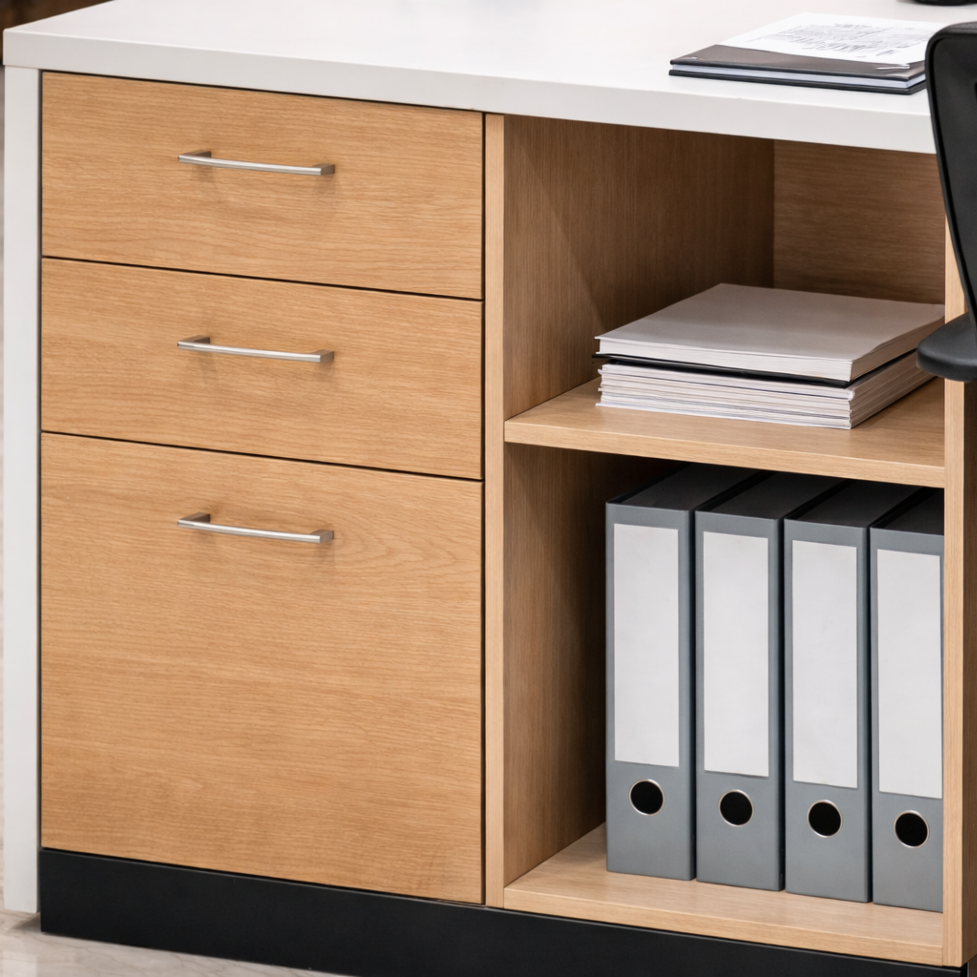 Reception Table with Side Panel & Modesty with Extended Dealing Top