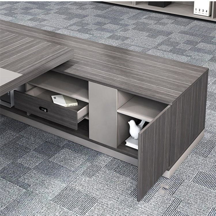 ডিরেক্টর এল-শেপ অফিস টেবিল আধুনিক ডেস্ক ড্রয়ার, রিভার্সিবল ওরিয়েন্টেশন, সিপিইউ স্টোরেজ এবং ওয়্যার ম্যানেজমেন্ট সহ পার্টিকেল বোর্ডে তৈরি