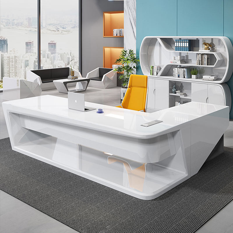 Luxury L Shape Director Office Table, MDF Laminate PU Finish, Modern Executive Desk for CEO Cabin and Corporate Workspace