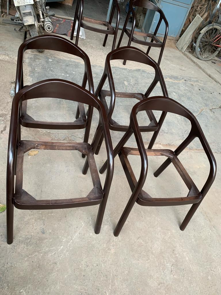 Luxury Dining Chair with Wooden Frame Base -