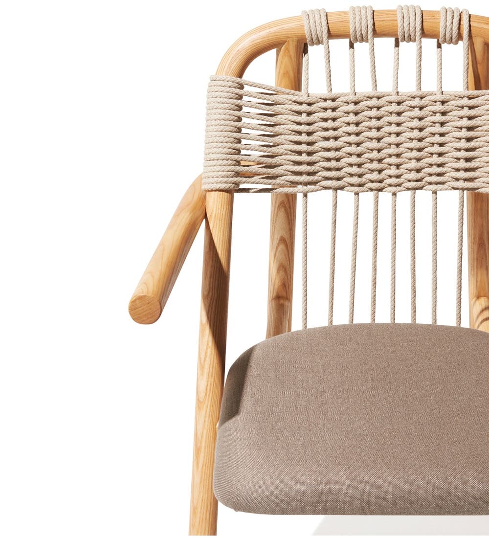 Natural Linen Accent Chair with Solid Wood Frame & Woven Back Design -