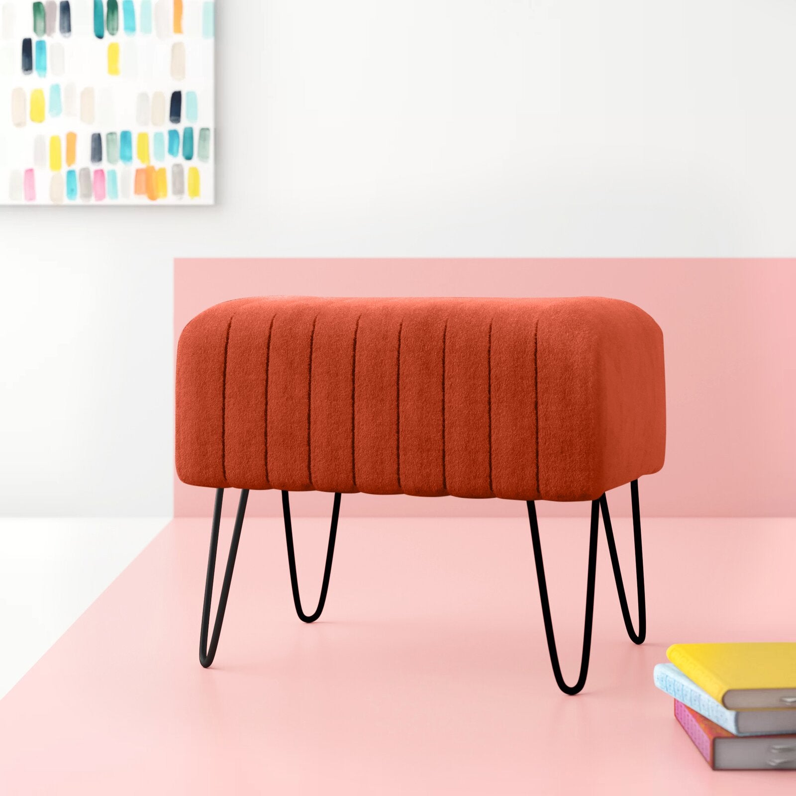 फ़ैब्रिक अपहोल्स्ट्री और मेटल लेग्स बेस ओटोमन