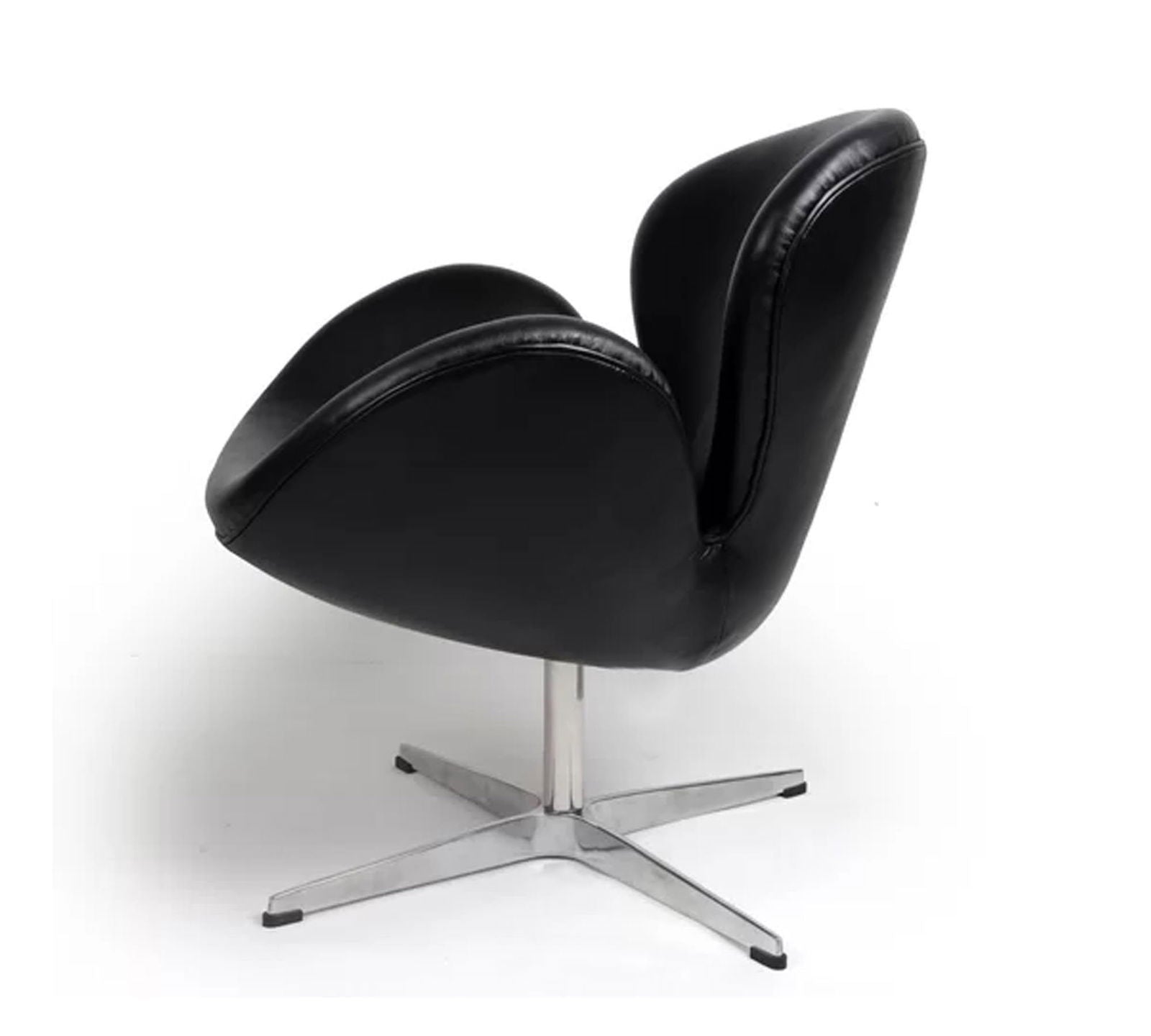 Swivel Lounge Chair in Metal Base -