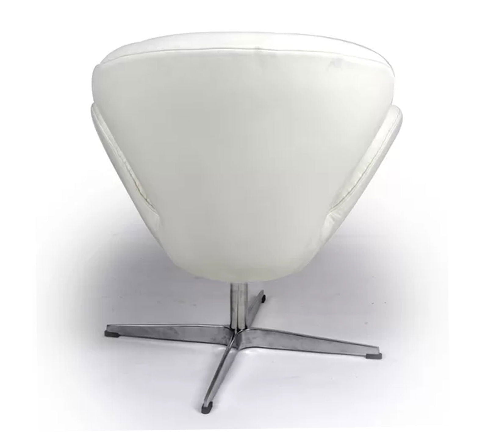 Swivel Lounge Chair in Metal Base -