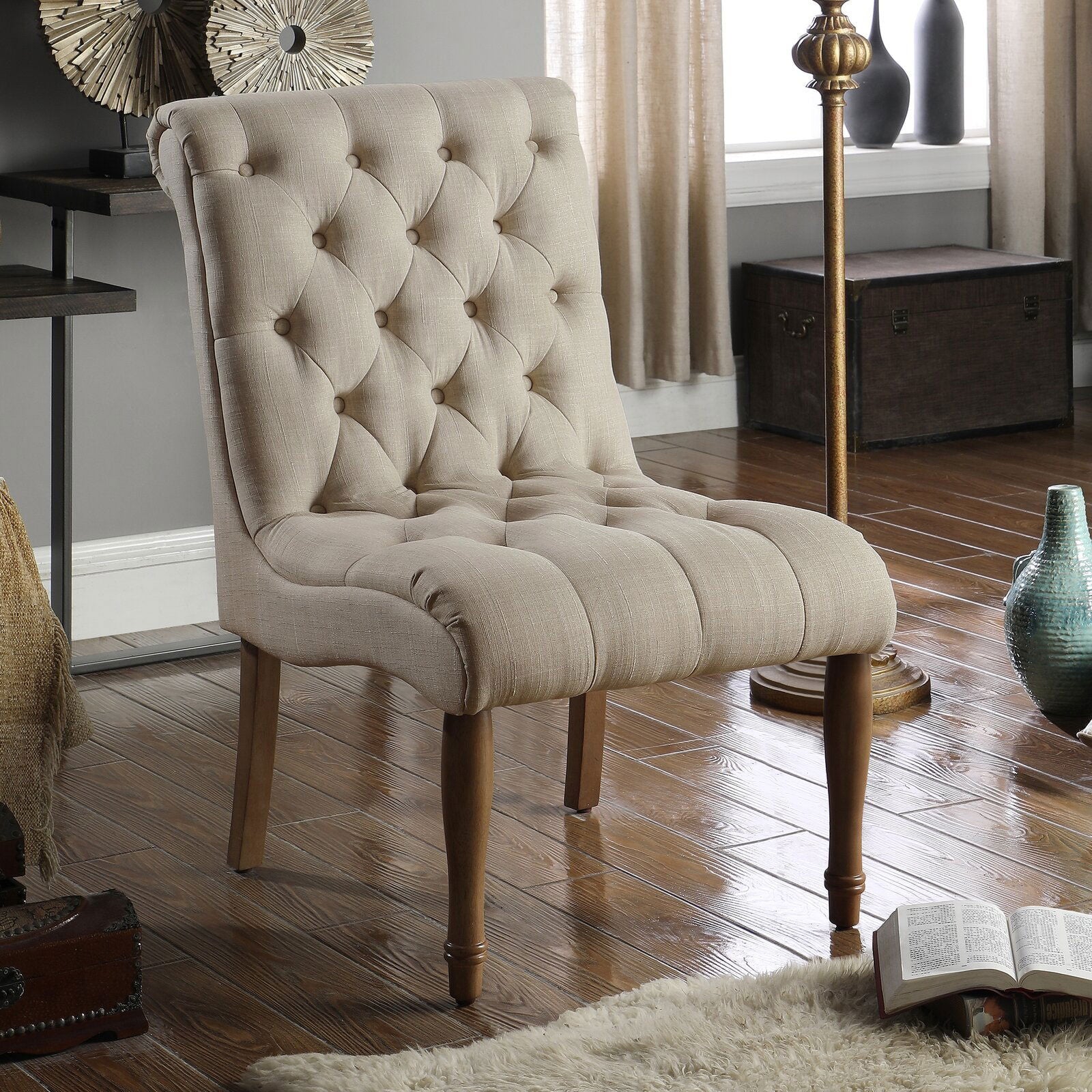 Tufted Living Room Accent Chair -