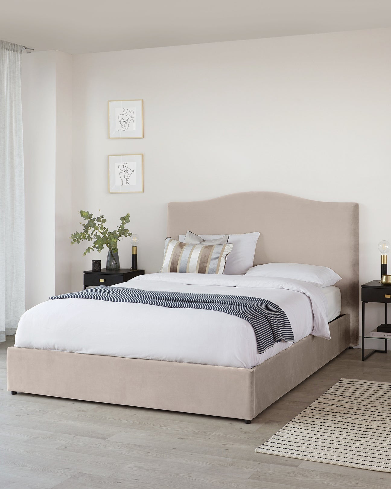 Velvet Double Bed With Hydraulic Storage -