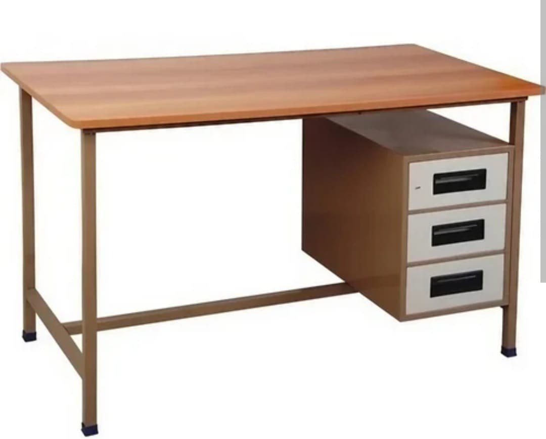 Modern Office Computer Desk with 3 Storage Drawers, Spacious Worktop and Metal Frame for Home Office, Study & Workstation