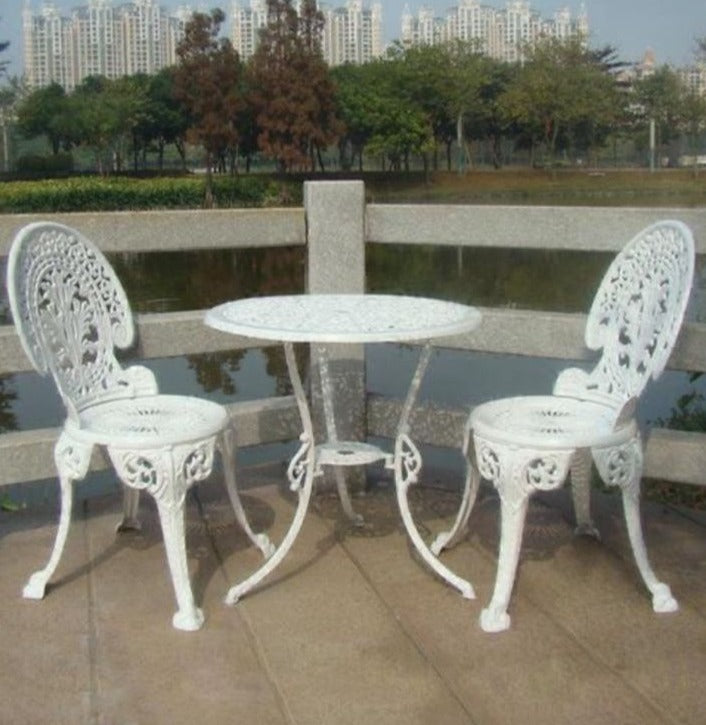 White Outdoor Chair  & Table Make in with Cast Metal