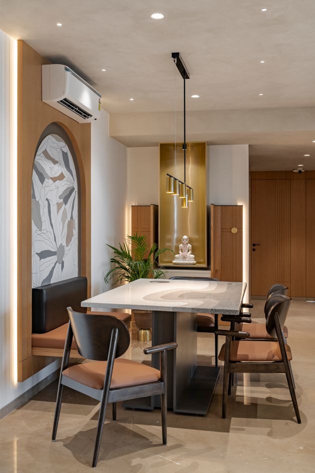 Modern Dining Room Design – 10ftx 12ft Space of Elegance and Warm Minimalism