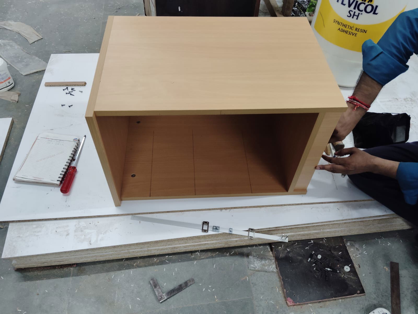 Wooden Pedestal Drawer with Lock & Wheels Base -